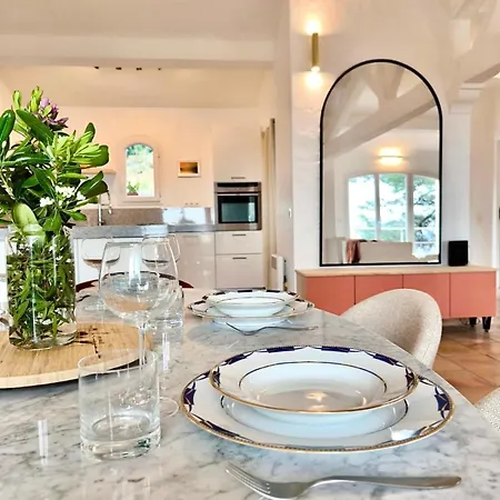 Luxe Avec Vue Sur Saint-tropez,