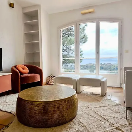 Luxe Avec Vue Sur Saint-tropez, Βίλα *