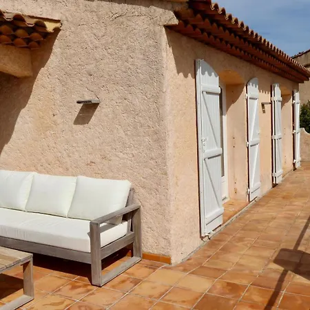 Luxe Avec Vue Sur Saint-tropez, Βίλα *